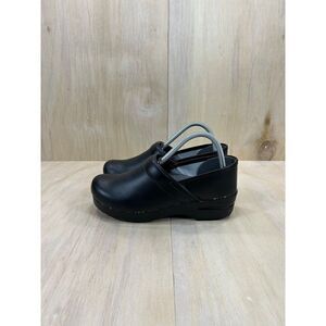 Dansko Professional Black Leather Slip On Nursing Clogs Womens Size 39 US 8.5/9